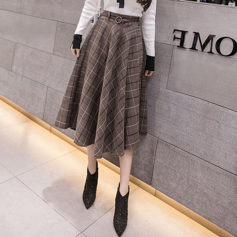 Women's Loose Retro Plaid Skirt